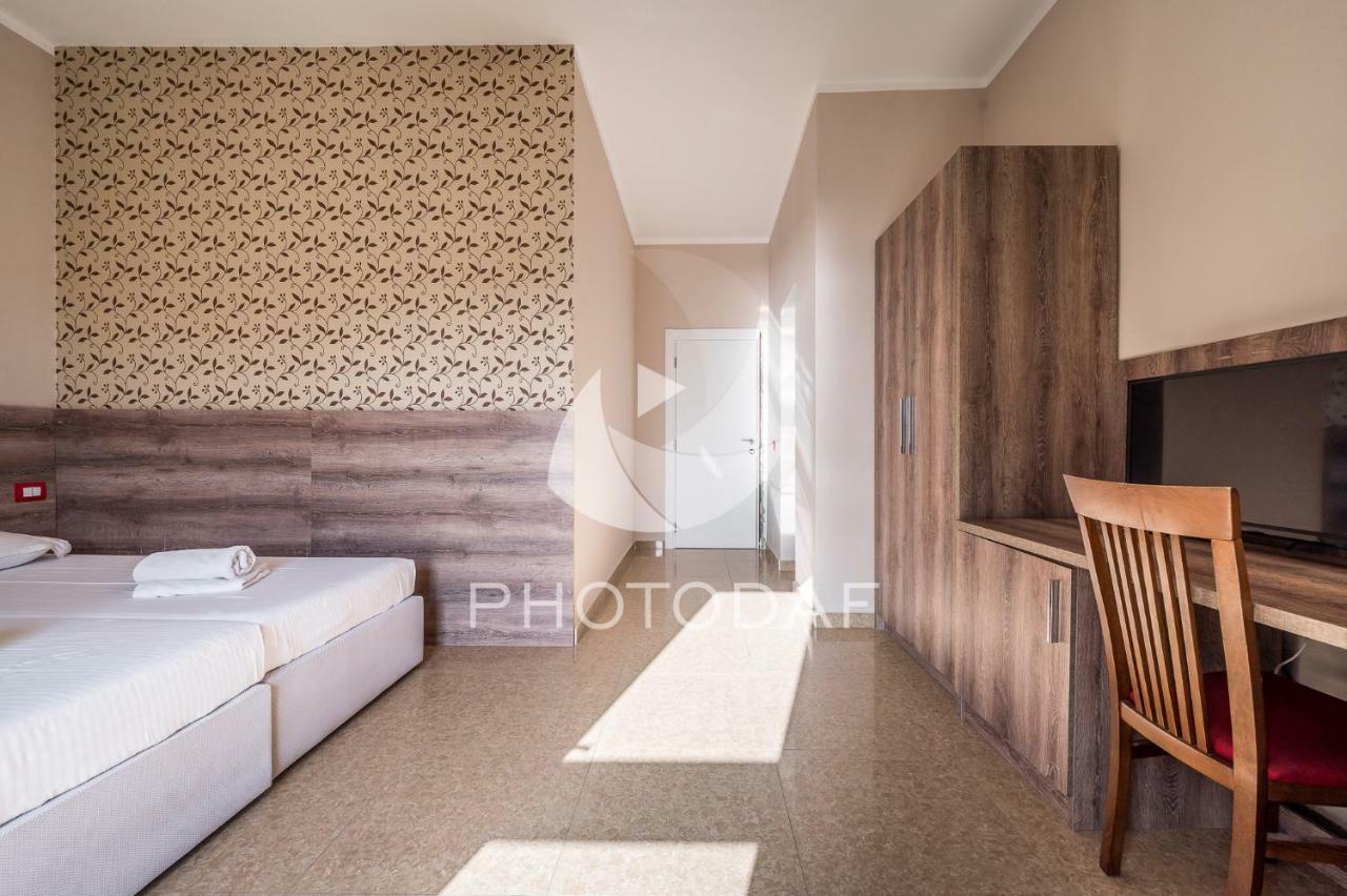 Inn Hotel Škalngur Zewnętrze zdjęcie